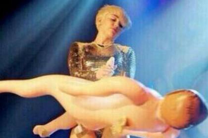 Miley y su show singular