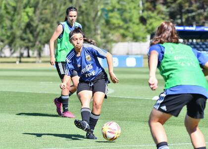 Mili Acevedo, integrante de la selección femenina Sub 17