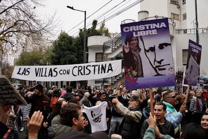 Militantes de barrios populares estuvieron días atrás en San José 1111