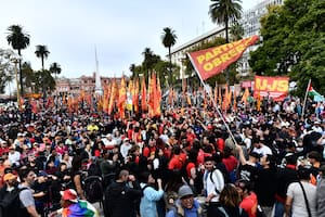 Militantes y agrupaciones de izquierda se congregaron en Plaza de Mayo