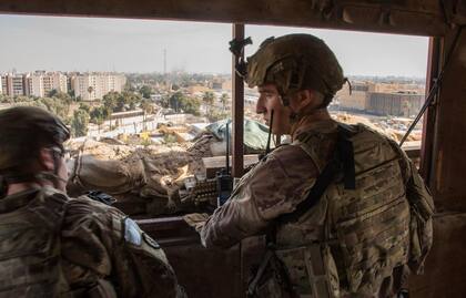 Militares estadounidenses en la Embajada de EEUU en Bagdad. Otra campaña incluyó una ola de posteos antinorteamericanos en Irak 