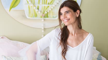 Millie sale a la calle y todo el mundo la reconoce y la saluda. Le encanta hacer actividad física: tres veces por semana corre 40 minutos en la cinta y dos, hace gimnasia. Además, se mueve por la ciudad en bici