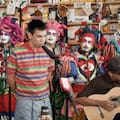 Milo J ya tiene su concierto “Tiny Desk”, plagado de guiños sudamericanos