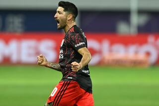 El récord de Milton Casco en River: 214 partidos, 10 títulos y por qué ya superó a Leonardo Ponzio