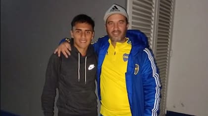 Milton Delgado junto a Diego Mazzilli, el captador que lo incorporó a Boca en 2015 (archivo)