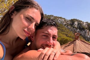 Ella es periodista argentina y él es el capitán del Real Madrid: del flechazo en las redes a esperar su tercer hijo en común