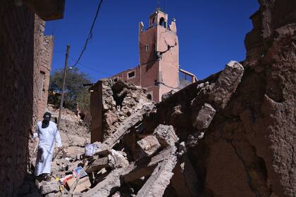  Minarete de la mezquita del pueblo afectada por el terremoto, a 10 de septiembre de 2023, en Moulay Brahim, provincia de Al Haouz 