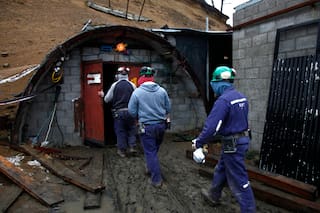 Aníbal Fernández ordenó 417 despidos en Yacimiento Carbonífero Río Turbio