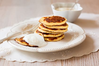 Mini pancakes esponjosos con yogur