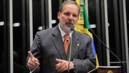 Ministro Armando Monteiro Neto de Brasil
