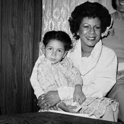 Minnie Riperton con su hija Maya Rudolph