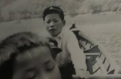 Minoru Tajima de niño en Japón, cuando veía a Argentina como la "París de América Latina"