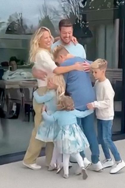 “¡Mirá la hermosa familia que construimos”, posteó ella en su cuenta de Instagram en un texto que le dedicó a su marido.