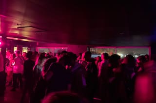 Así vivieron los nostálgicos la reapertura de la disco ícono de Pinamar: qué boliches completan la oferta