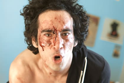 Mirando fijo algo que explota, de Chile