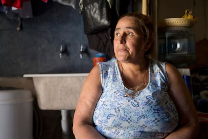  "Nosotros queremos salir de la villa, pero no queremos vivir peor", dice Miriam Campuzano