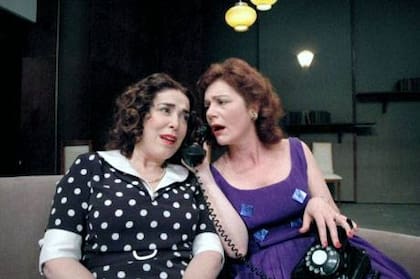 Mirta Busnelli y María Onetto en Nunca estuviste tan adorable, aquel bello montaje de Javier Daulte que tuvo su versión en cine