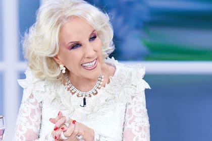 Mirtha Legrand contó que recibió un llamado de Adrián Suar para volver a conducir sus programas en octubre