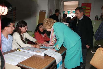 Mirtha Legrand deja su firma tras cumplir con su deber cívico