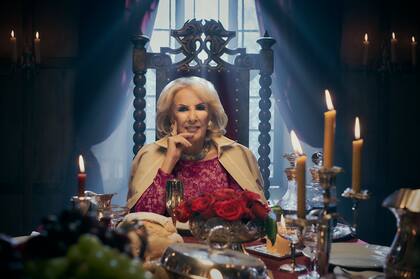 Mirtha Legrand en el spot de HBO Max, con un diseño de Iara