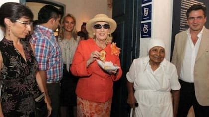 Mirtha Legrand es una de las celebridades que probó las empanadas de Sara