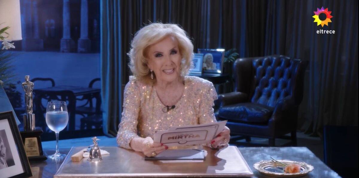 Legrand, 99 anos, estreia em Mar del Plata com visual diferente e todo seu charme Legrand, 99 anos, estreia em Mar del Plata com visual diferente e todo seu charme