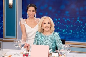 Juana Viale no está hoy al frente de su programa y la reemplaza su abuela Mirtha Legrand