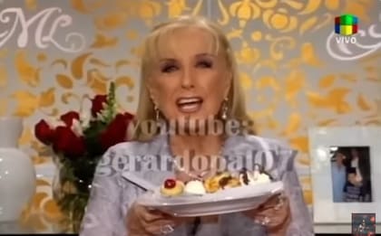 Mirtha Legrand se animó al desafío y comió las masitas