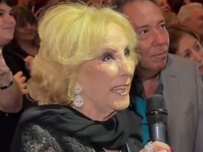 Mirtha Legrand y Guillermo Francella en la obra desde el Jardin en el teatro Metropolitan