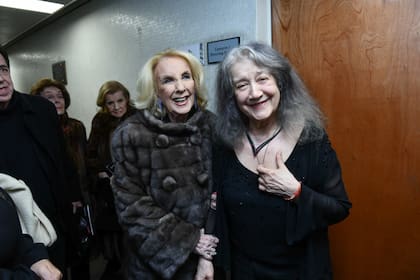 Mirtha Legrand y Martha Argerich, tras el primer concierto de la gran pianista argentina
