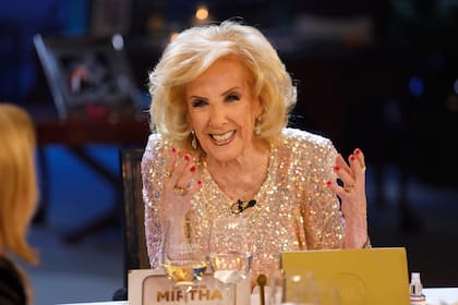 Mirtha, lista para volver a sus históricas mesazas