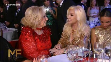 Mirtha y Susana Giménez, en la entrega de los Martín Fierro