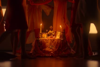 MISA organizaba sesiones de orgías y rituales donde juntaban la orina de los participantes para pasar la energía.