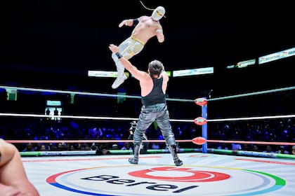 Místico logró llegar al top 10 de los mejores luchadores del mundo por segundo año consecutivo (X/@CMLL_OFICIAL)
