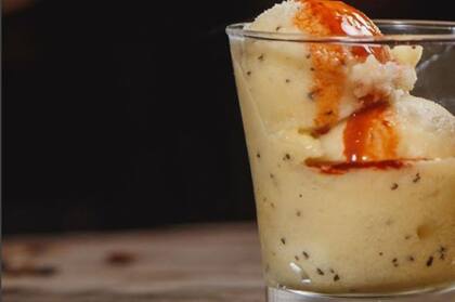 Mistral Sour, un helado con alcohol que mezcla maracuyá con pisco