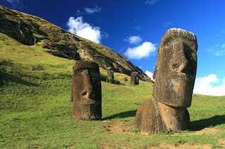 ¿Caminaron alguna vez los gigantes de piedra de la Isla de Pascua?