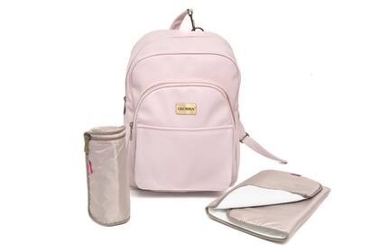 Mochila maternal modelo "Blondie" en ecocuero. Viene con espalda acolchada, cambiador y portamamadera térmico desmontable. $2950, Globba