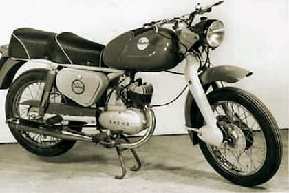 Modelo de la cuarta serie de la moto Puma