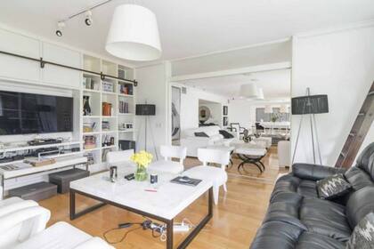 Moderno y reciclado departamento en Palermo Chico