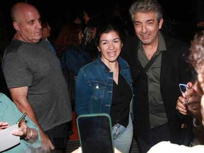 ¡Modo selfie! Ricardo Darín accedió a fotografiarse con sus seguidores