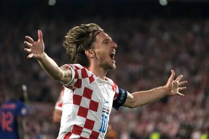 Modric celebra un gol con la selección de Croacia