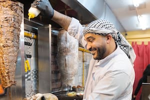 Mohamed Belasem es "shawarmero" y recorre el país