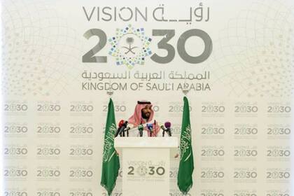 El príncipe impulsa el plan Visión 2030 para revolucionar la economía del país