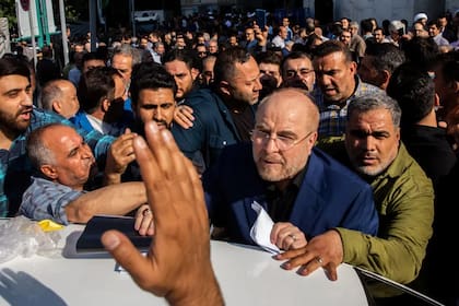 Mohammad Bagher Ghalibaf, presidente del Parlamento, durante la campaña en Teherán en junio de 2024