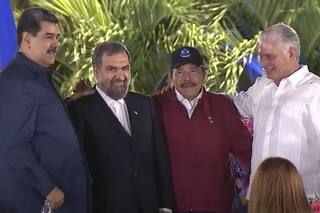 ¿Qué hacemos con los tres amigos?