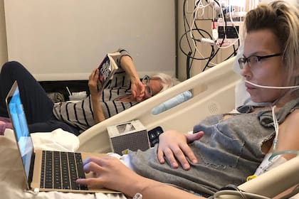 Molly Kochan ya internada en el hospital y escribiendo su autobiografía.