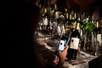 Momentos de disfrute en la cata privada.