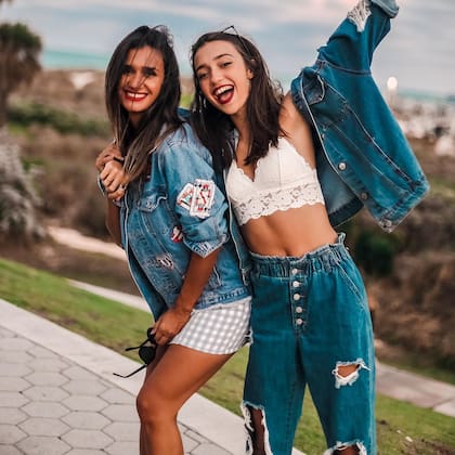 Momi Giardina junto a su hija Julieta, con quien comenzó a incursionar en las redes de tiktok