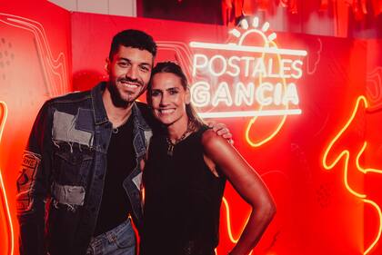 Mona Gallosi junto a Juan Ingaramo