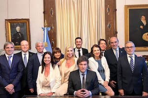Mondino, Posse, Ferraro y Russo, los últimos altos funcionarios eyectados del Gabinete, junto a los sobrevivientes